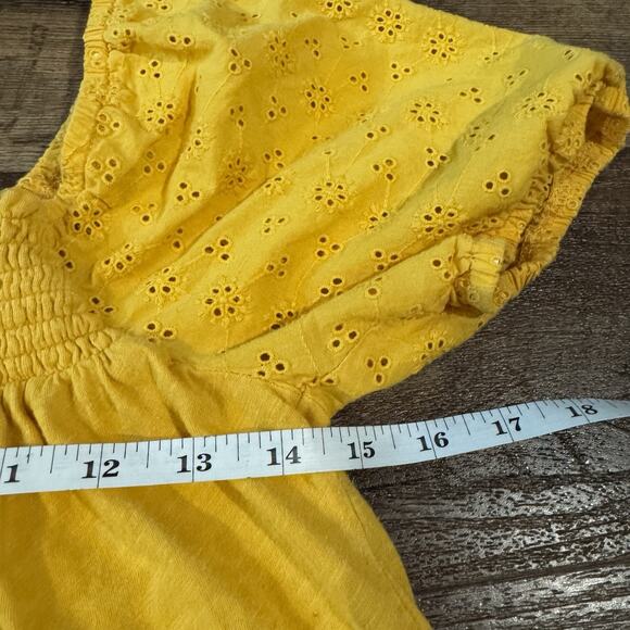 Lucky Brand Yellow Short Puff Sleeves Solid Blouse Size S Smocked Lace Eyelet - Picture 6 of 7